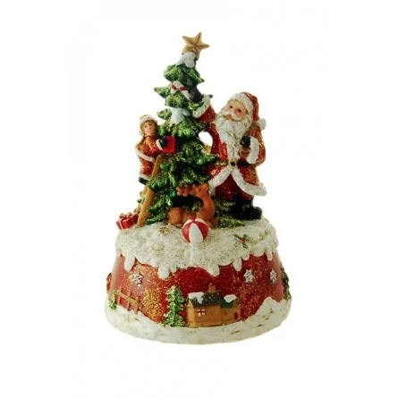 Pai Natal decorando a Árvore de Natal