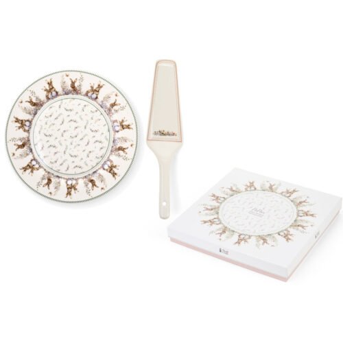 Prato de bolo com coelhos e pá em caixa